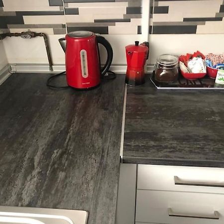“Apartamento Moderno Y Acogedor マドリード エクステリア 写真